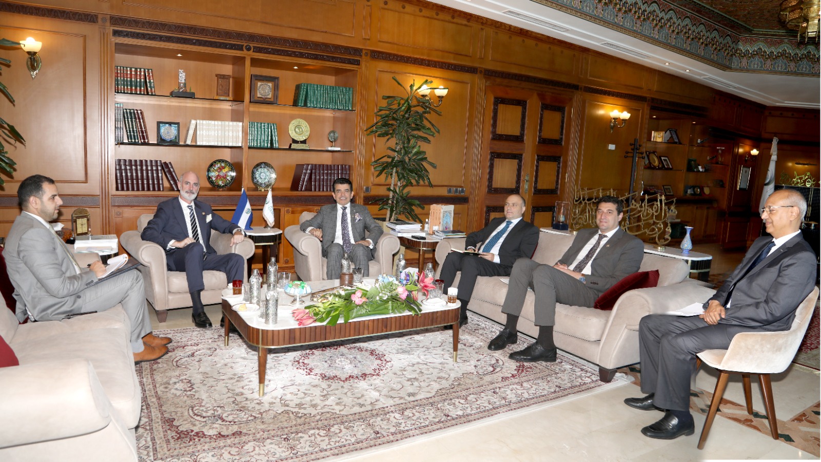 ICESCO Director General receives Ambassador of El Salvador in Rabat ...