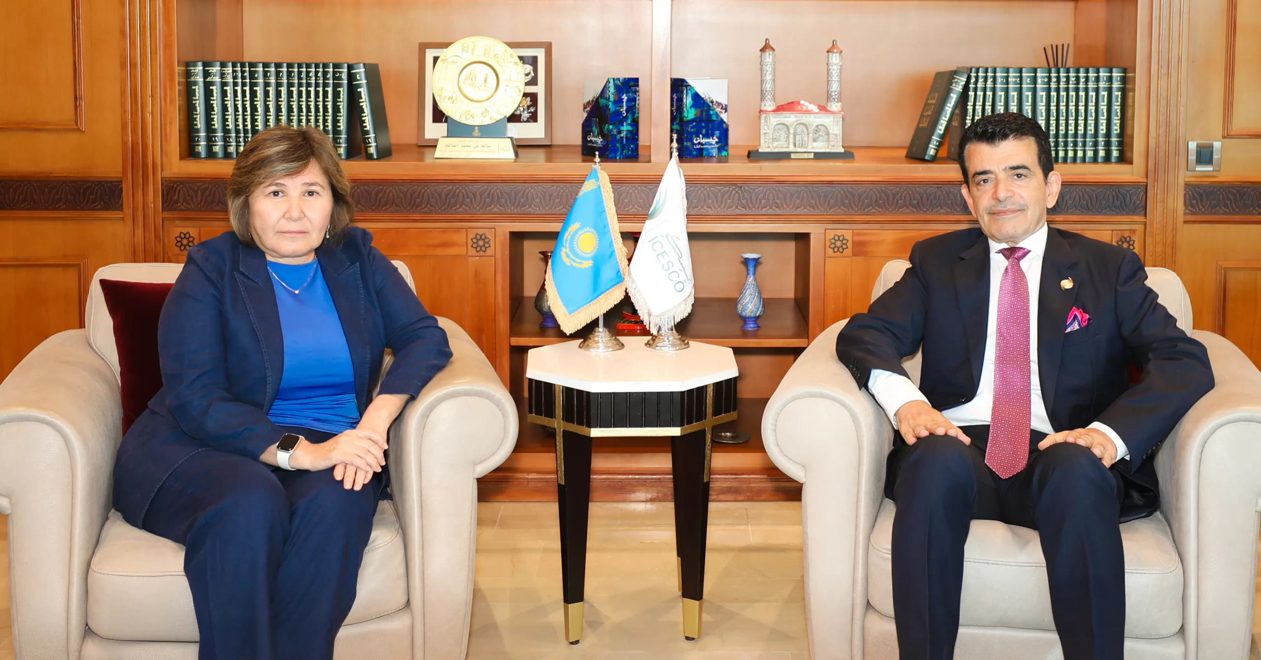 Le Directeur général de l’ICESCO reçoit l’ambassadrice du Kazakhstan ...