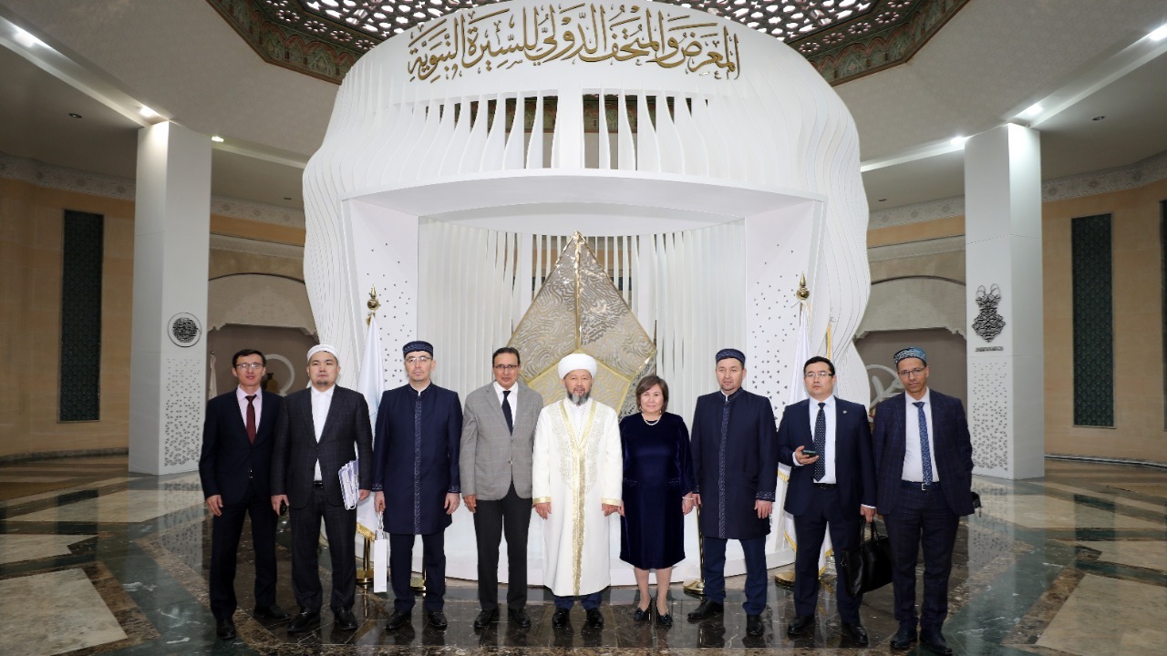 Kazakhstan’s Grand Mufti visits ICESCO headquarters in Rabat