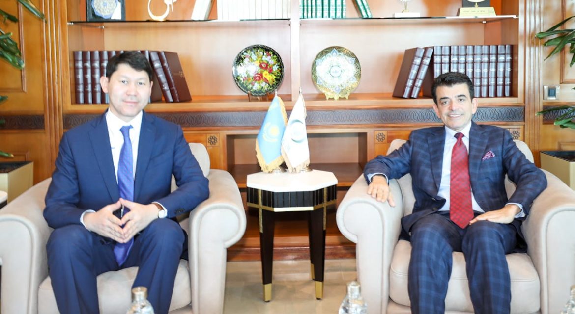 ICESCO Director-General receives delegation from Kazakhstan Ministry of Foreign Affairs