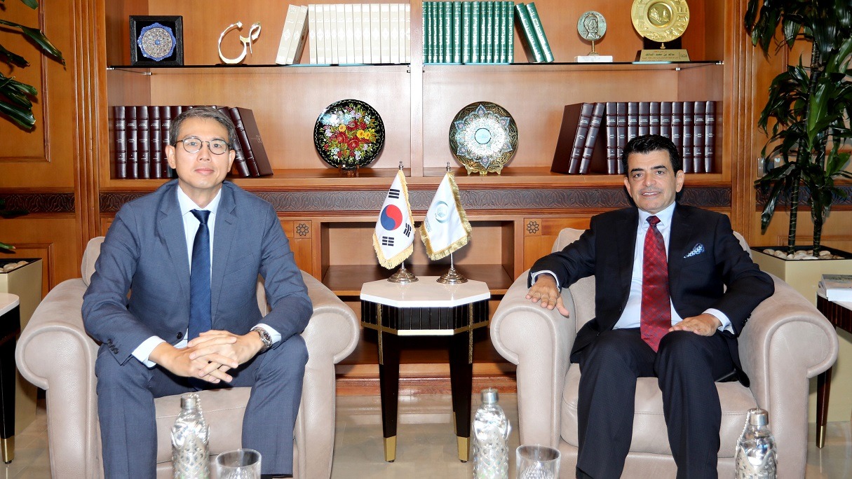 Le Directeur général de l’ICESCO reçoit l’ambassadeur de la République de Corée à Rabat