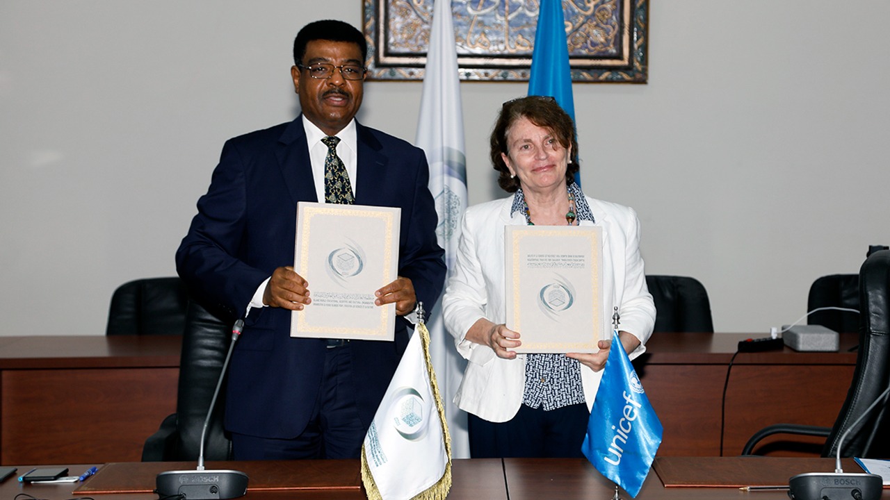 ICESCO and UNICEF Sign a MoU for Cooperation in Education and Rights of Children and Youth