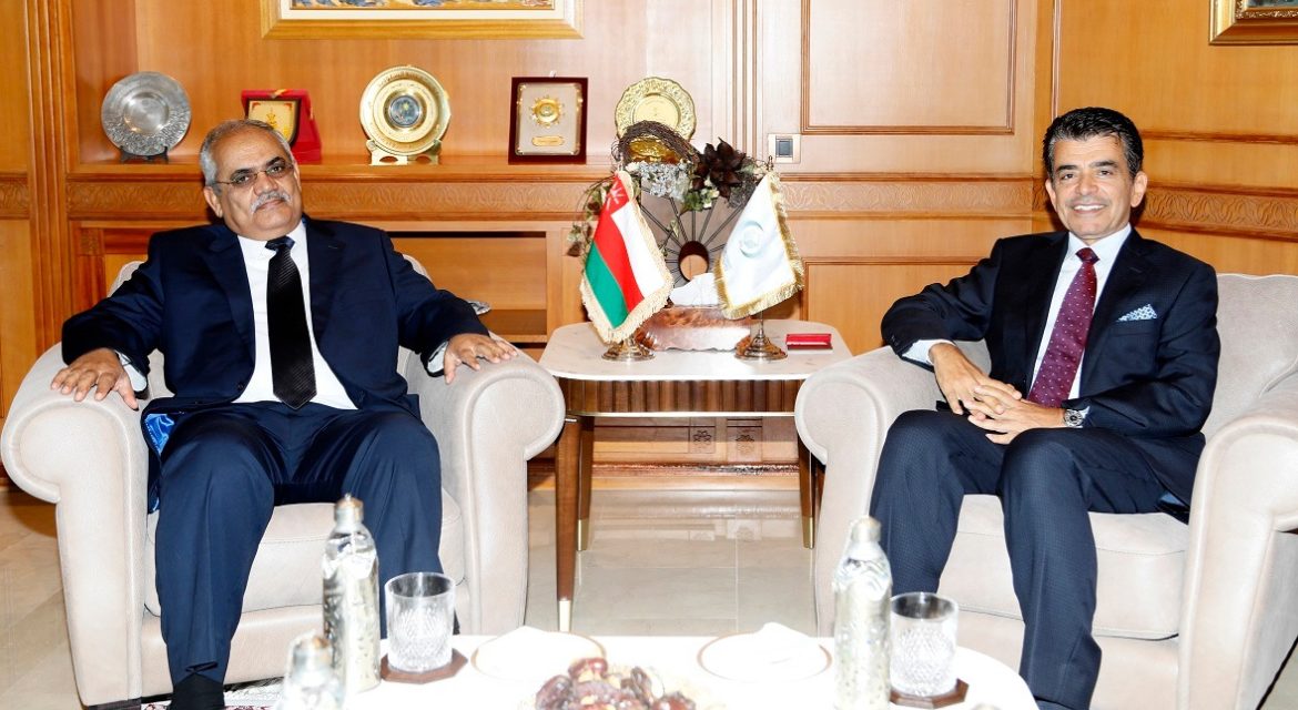 Le Directeur général de l’ICESCO reçoit l’ambassadeur du Sultanat d’Oman à Rabat