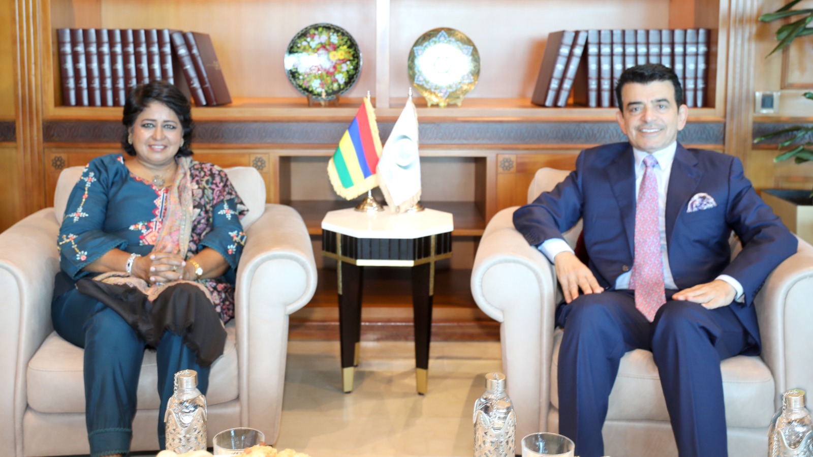 ICESCO Director-General meets former President of the Republic of Mauritius