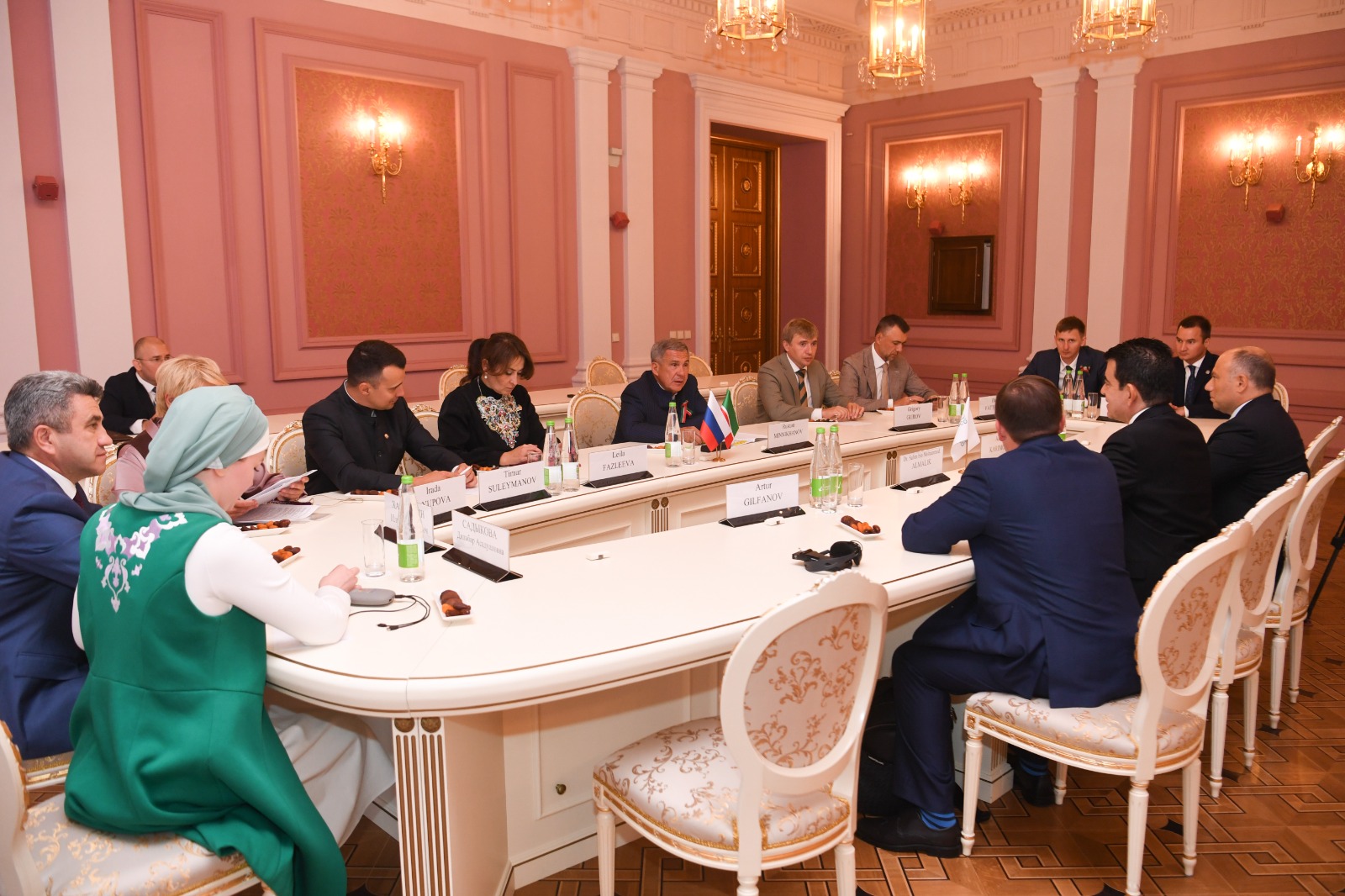 Le Président de la République du Tatarstan reçoit le Directeur général de l’ICESCO à Kazan