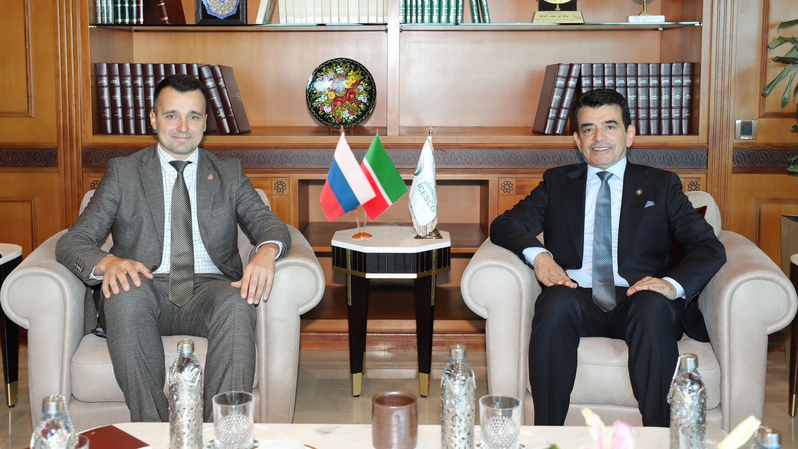 Le Directeur général de l’ICESCO reçoit une délégation de haut niveau de la République du Tatarstan