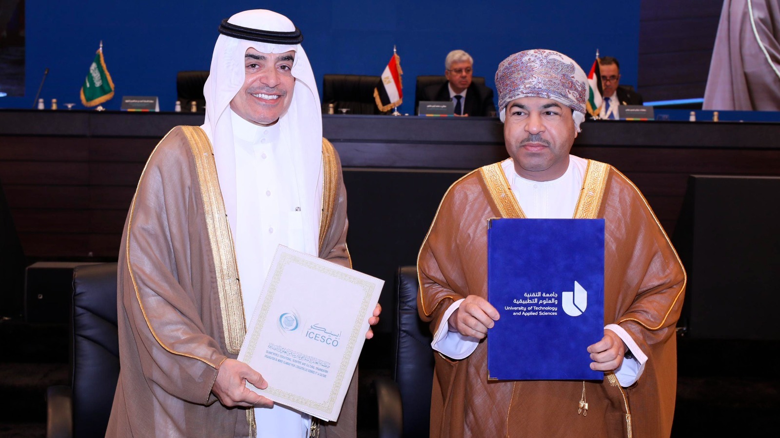 Signature de l’accord pour la création de la Chaire de l’ICESCO pour l’éthique de l’intelligence artificielle au Sultanat d’Oman