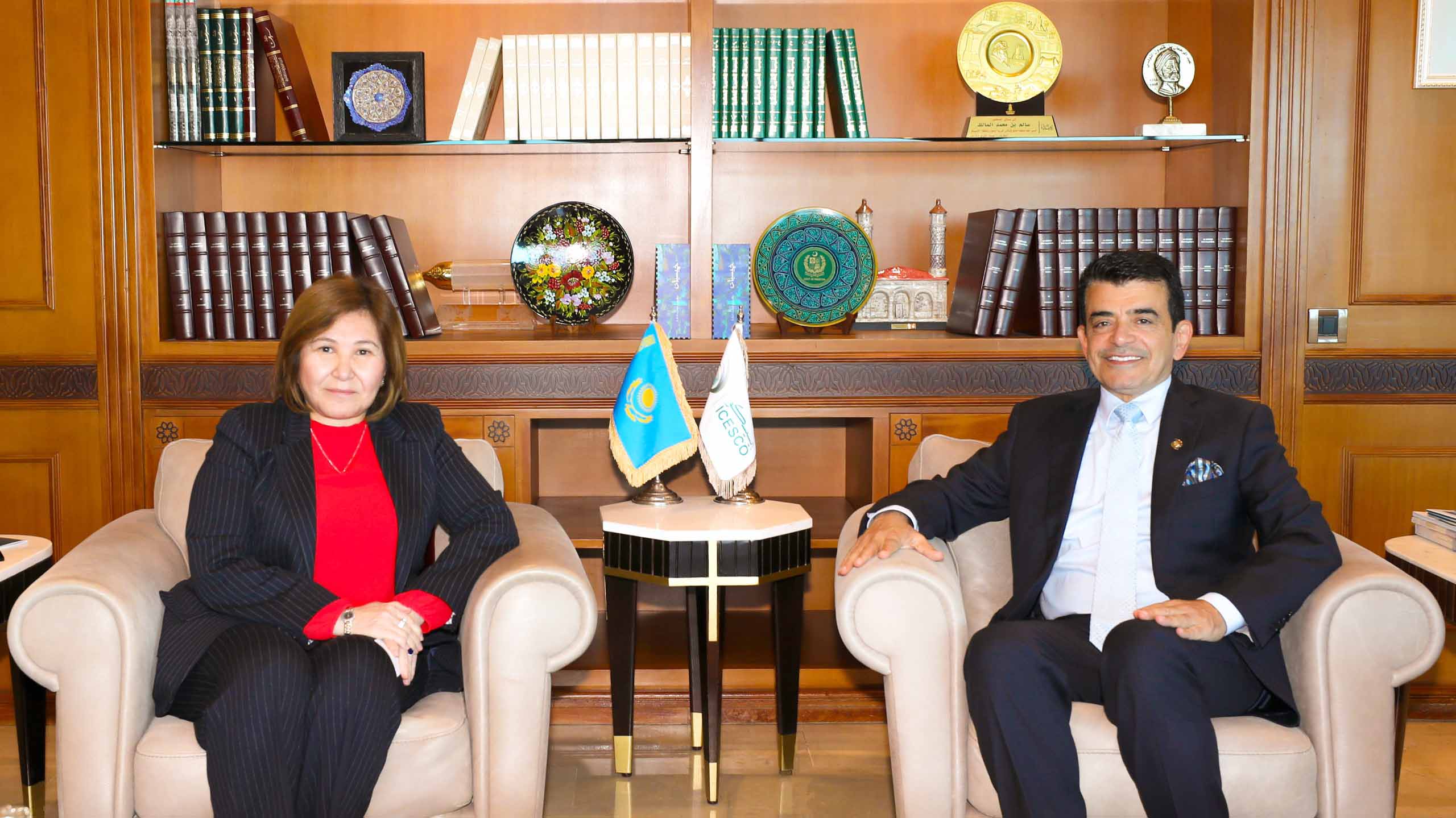 Le Directeur général de l’ICESCO reçoit l’ambassadrice du Kazakhstan à Rabat